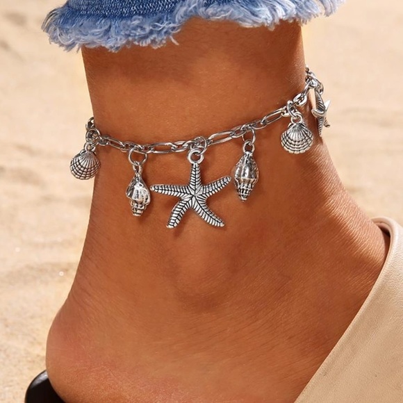 HP!🎉Starfish & Shells Silver Ankle Bracelet! - Picture 2 of 6